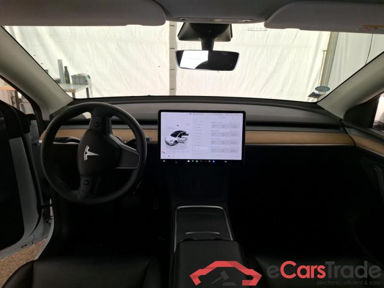 TESLA Model Y / 2020 / 5P / SUV Grand Autonomie Dual Motor AWD #6