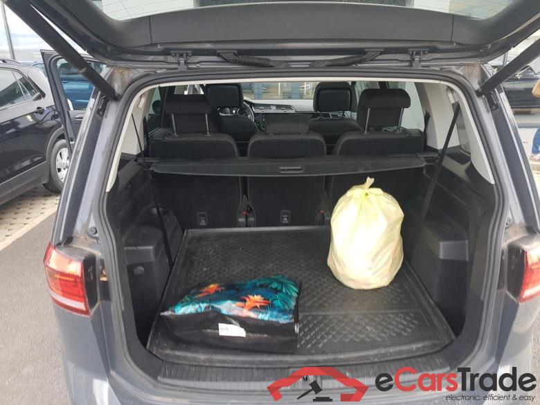 VOLKSWAGEN Touran Touran Highline 2.0 TDI SCR 110 kW (150 ch) 7 vitesses DSG #6