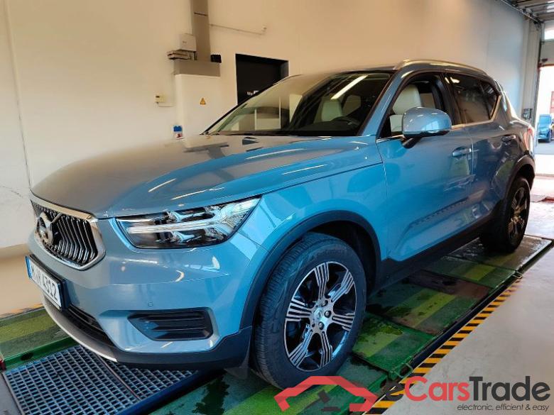 Volvo XC40 (2017->) DE - SUV5 T3 2WD EU6d, Inscription (EURO 6d), 2020 - 2022 #1
