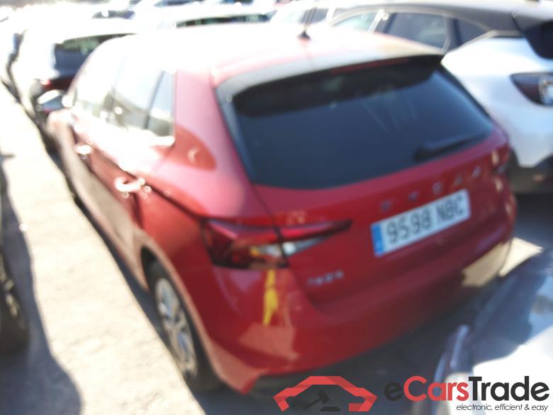 SKODA Fabia 1.0 TSI 85kW (115CV) DSG 7 vel. Automático Selection #2