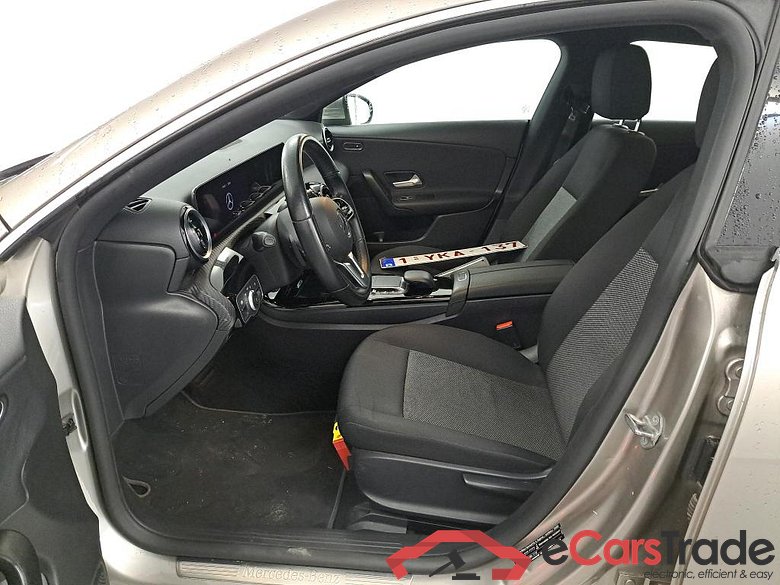 MERCEDES-BENZ CLASS CLA SHOOTING BRAKE DIESE CLA 180 d Business Solution #5