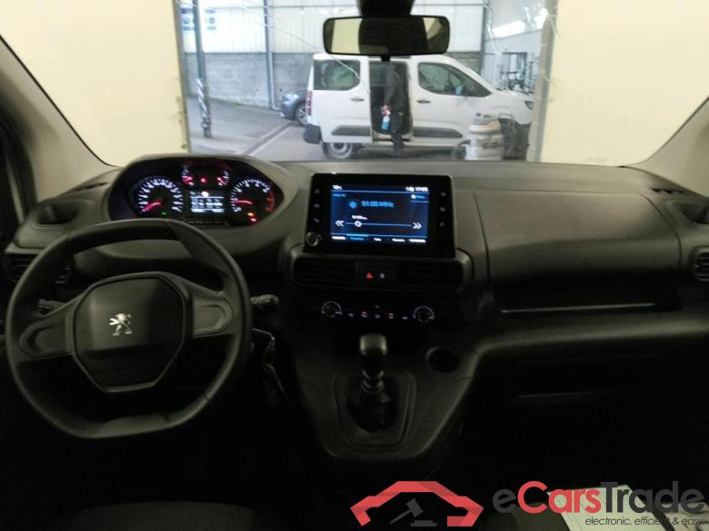 PEUGEOT Rifter / 2018 / 4P / combi Active Standard BlueHDi 73kW (IND) (AC2) #3