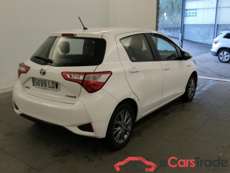 TOYOTA Yaris / 2017 / 5P / berlina con portón 1.5 100H Active #2