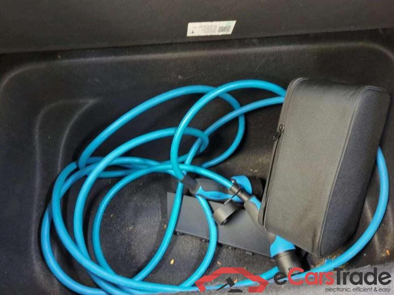 Tesla Model Y PerformanceAWD 75kWh #5