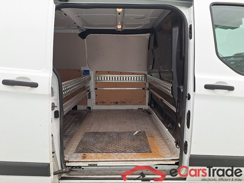Ford, _Trans.Custom FL'18, Ford Transit Custom 300L 2.0TD130Pk/96Kw M6 FWD Tr #4