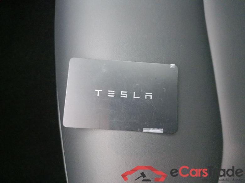 TESLA MODEL Y 72.5 kWh Dual Motor Performance (377 kW) 5d #4