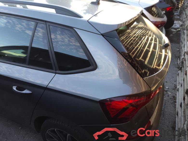 SKODA Kamiq 1.5 TSI 110kW (150CV) DSG 7 vel. Automático Sport #2