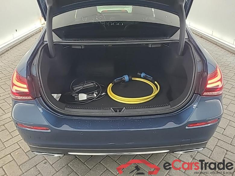 MERCEDES-BENZ A-Klasse Limousine A 250 e 8G-DCT Bus Sol Luxury Limited 4D 160kW #5