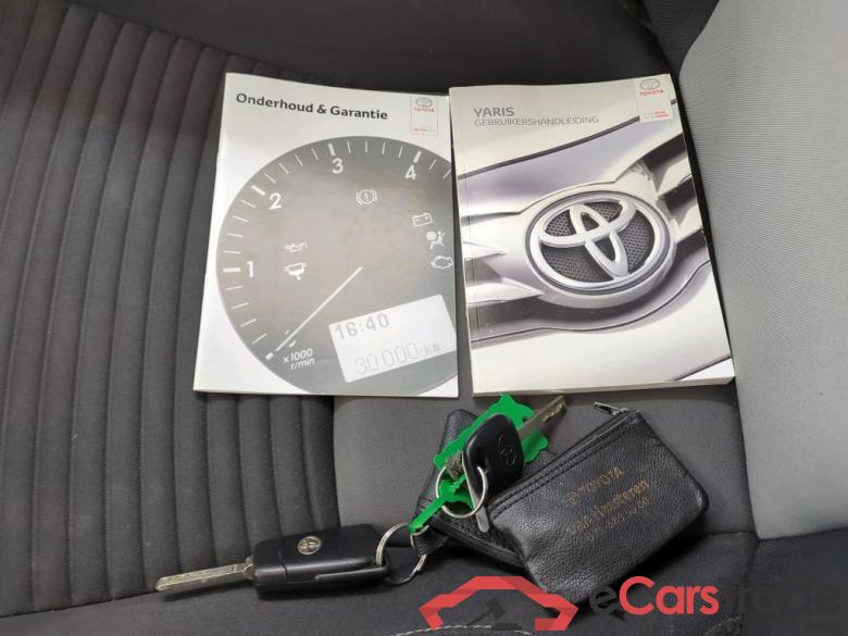 Toyota Yaris 1.0 VVT-i Comfort 5d #4