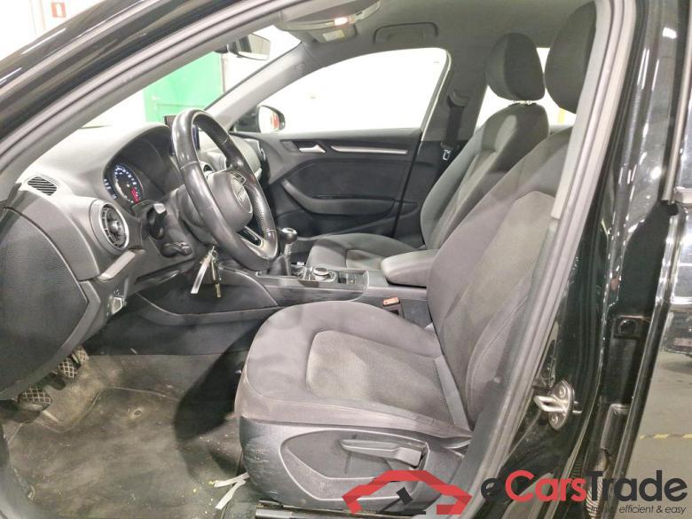 AUDI A3 SPORTBACK DIESEL - 2017 30 TDi (EU6d-TEMP) STOCK #5