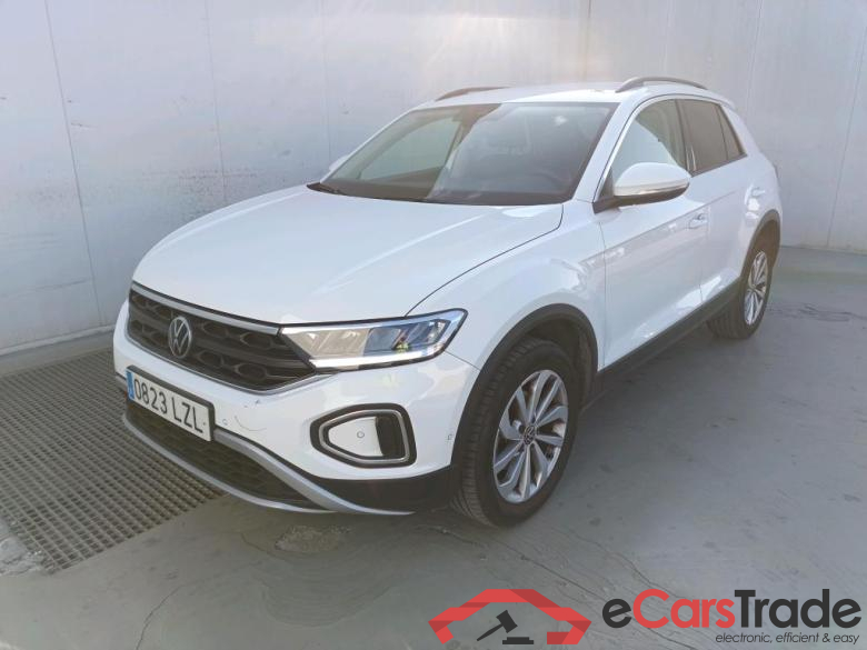 VOLKSWAGEN T-Roc / 2021 / 5P / todoterreno Life 1.5 TSI 110kW (150CV) DSG (AC)