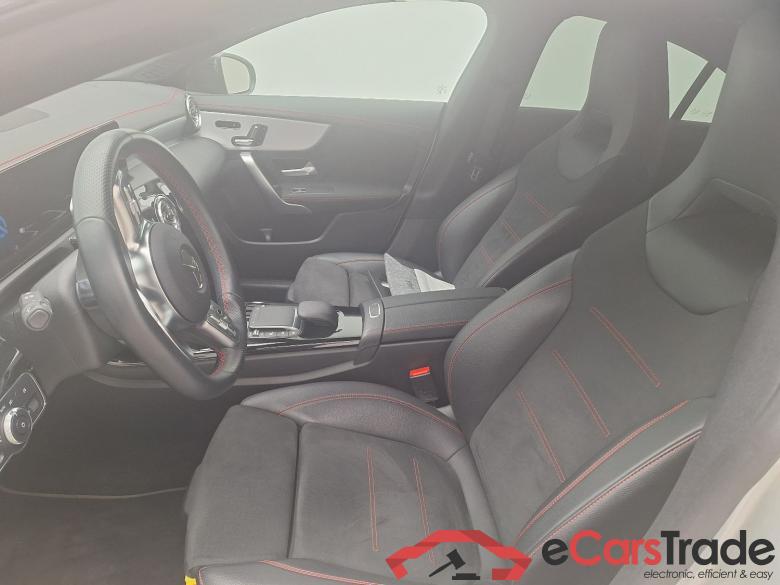 Mercedes, CLA-Class '19, Mercedes-Benz CLA CLA 250 e Business Solution 4d #3