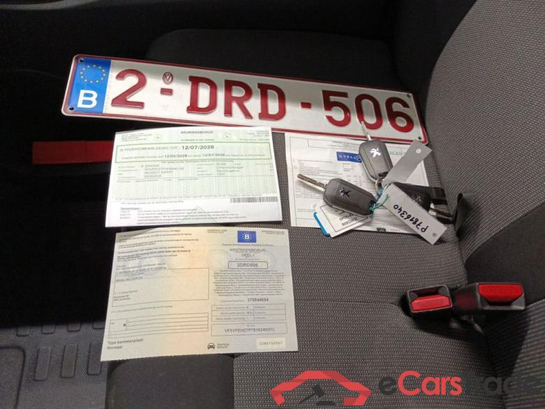 Peugeot Expert Long DC L3 2.0 BlueHDi 180 EAT8 4d #4