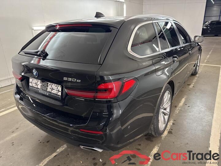 BMW 5 Reeks Touring 5 Reeks Touring 530e Auto (PHEV) 215kW/292pk  5D/P Auto-8 #4