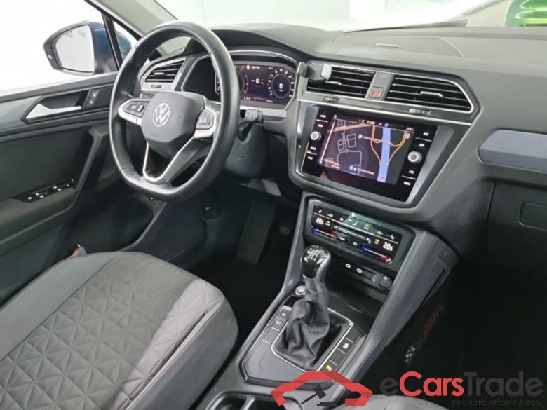 VOLKSWAGEN Tiguan 1.5 TSI 96kW Life Business 5D #6