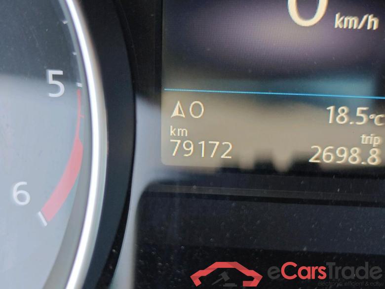 VOLKSWAGEN Passat / 2019 / 4P / sedán Executive 2.0 TDI 110kW (150CV) DSG #5