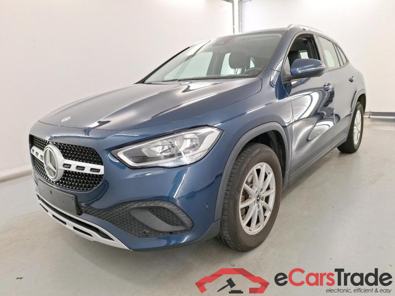 MERCEDES-BENZ GLA 2.0 GLA 180 D DCT BUSINESS SOLUTION ESS