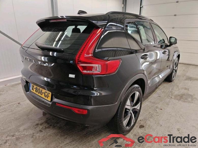 VOLVO XC40 Recharge P8 AWD RDes #2