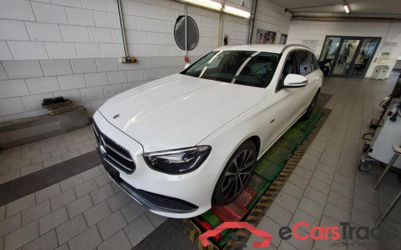 Mercedes-Benz E T-Modell (BM 213)(06.2016->) DE - Kb5 E 300 de EU6d, T de Avantgarde (EURO 6d), (Facelift) 2020 - 2023 #1