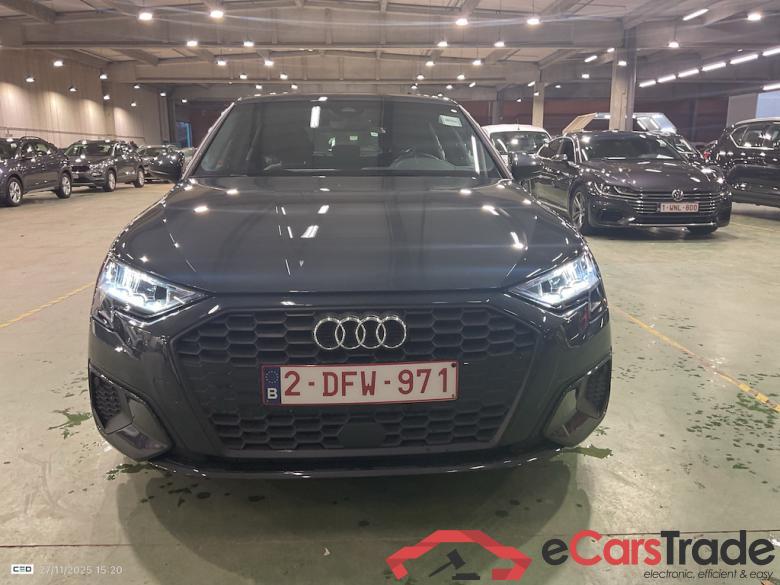AUDI A3 SPORTBACK 1.4 40 TFSI E S TRONIC SPORTB ATTRACTION #2