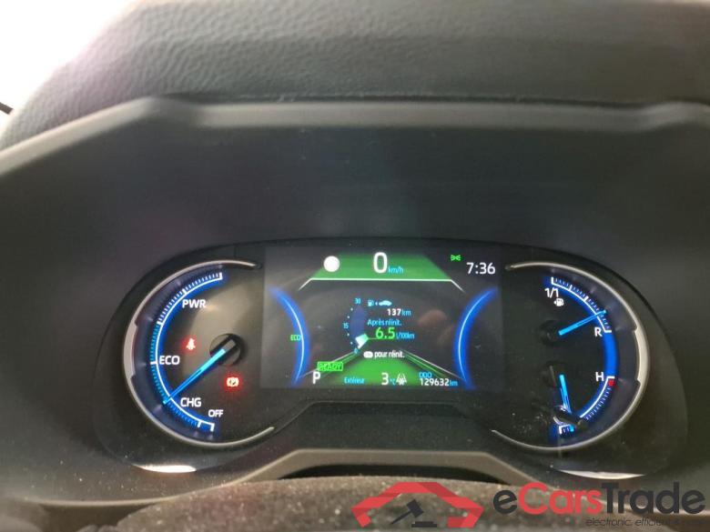 TOYOTA RAV4 Hybride / 2018 / 5P / SUV Hybride 2WD 218ch Dynamic #6