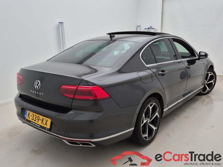 VOLKSWAGEN PASSAT 1.5 TSI R-Line Business+ DSG #2