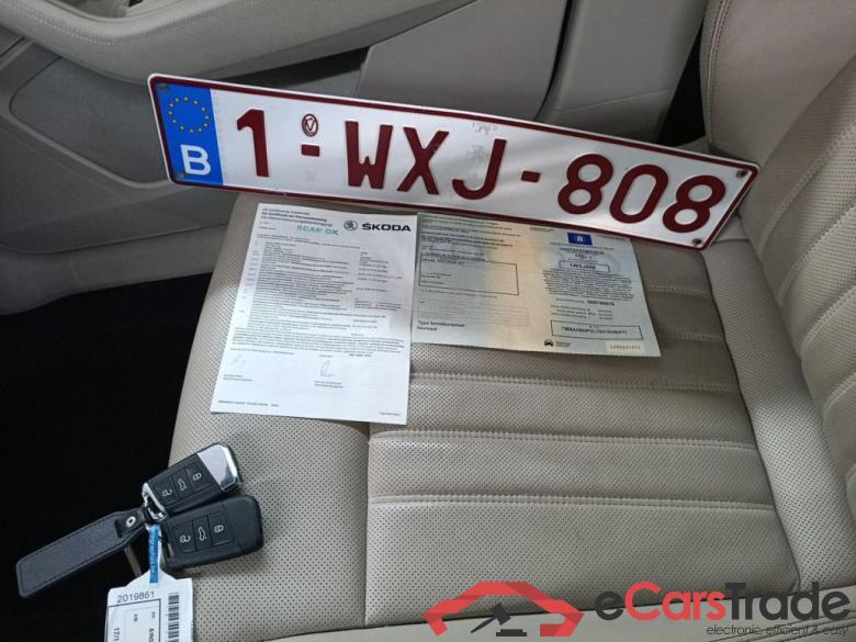 Skoda Superb 2.0 CRTDI 110kW DSG7 Style 5d #4