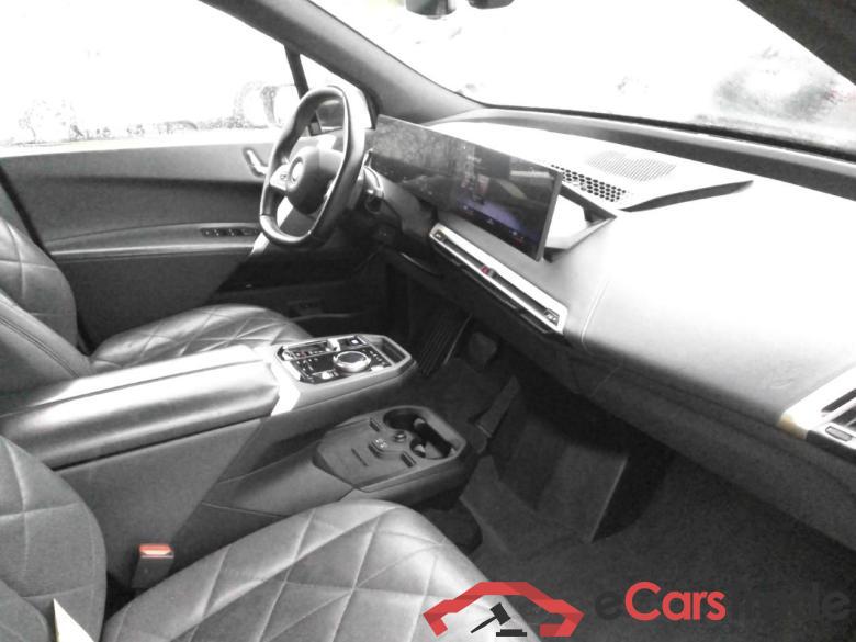 IX XDRIVE40 EL 326CH ME LH #3