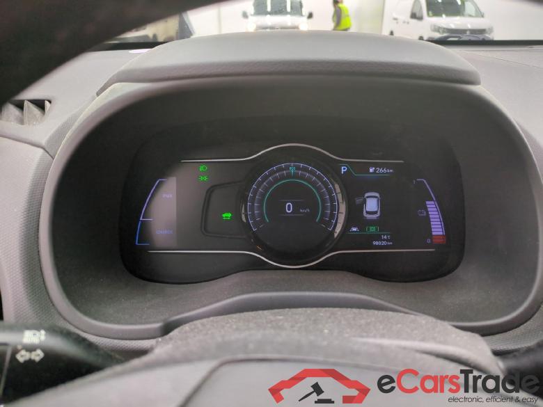 HYUNDAI Kona / 2017 / 5P / SUV ELECTRIQUE 64 kWh 204 ch Intuitive #6
