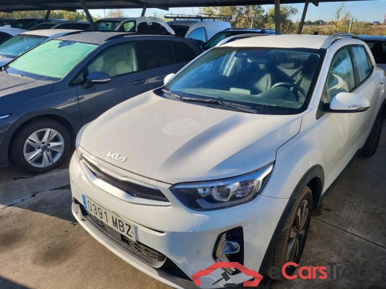 KIA Stonic / 2017 / 5P / todoterreno 1.0 T-GDi 88kW (120CV) MHEV iMT Drive #1