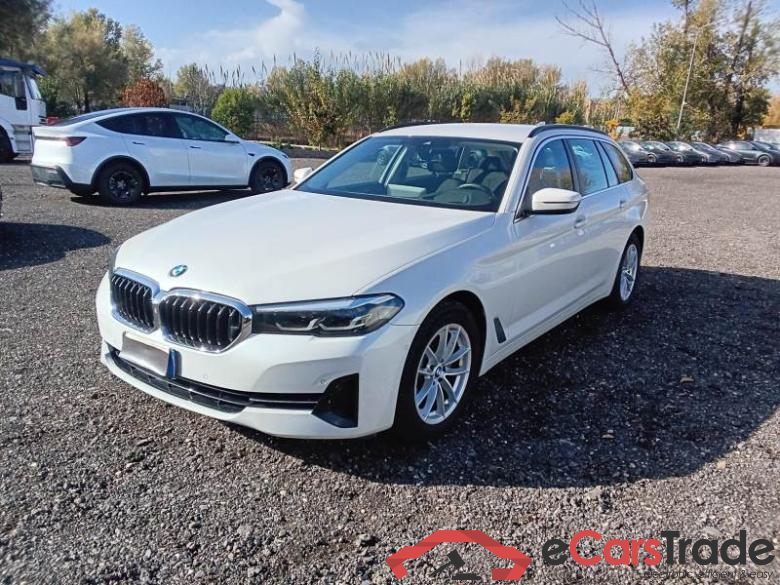 BMW SERIE 5 / 2020 / 5P / STATION WAGON 520D AUT BUSINESS MH48V TOURING