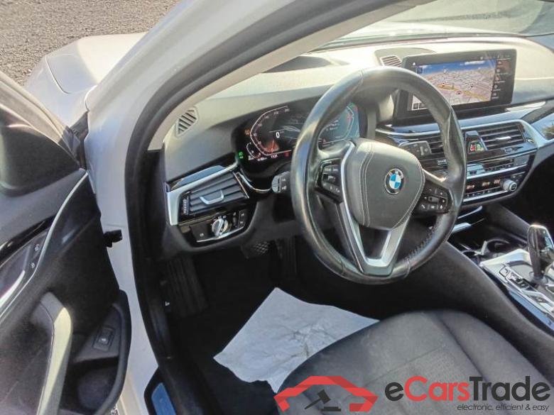 BMW SERIE 5 / 2020 / 5P / STATION WAGON 520D AUT BUSINESS MH48V TOURING #3