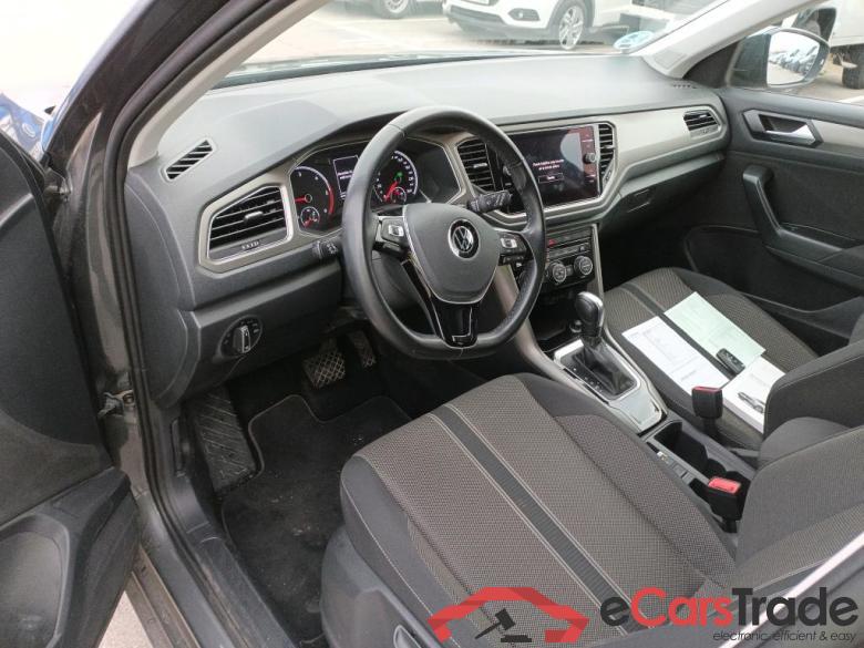 VOLKSWAGEN T-Roc / 2017 / 5P / todoterreno Advance 2.0 TDI 110kW (150CV) DSG (AC2) #3