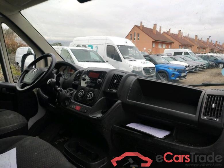 OPEL Movano / 2021 / 4P / furgón Base L2H2 3.5T 2.2 BHDi 88kW #3