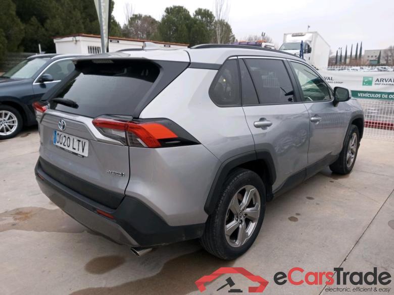 TOYOTA Rav4 / 2018 / 5P / todoterreno 2.5l 220H Advance #2