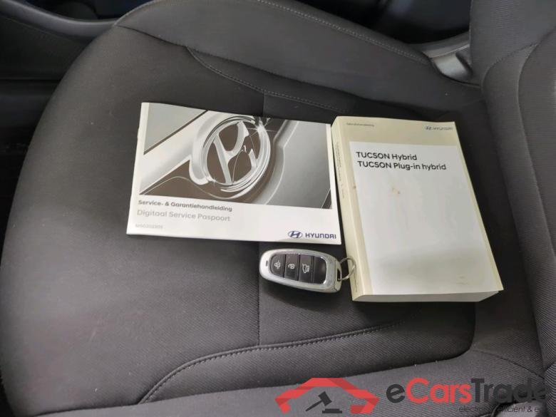 Hyundai Tucson 1.6 T-GDI PHEV Comfort Smart 4WD Automaa 5d #4