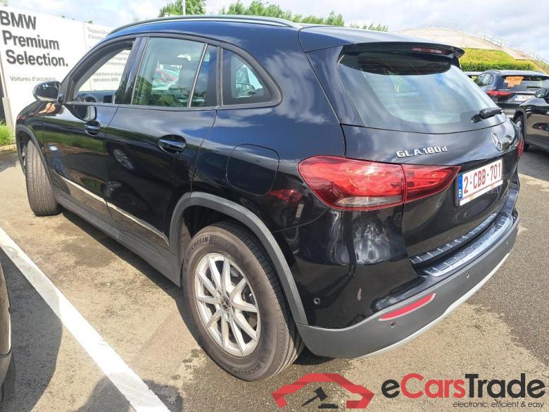 MERCEDES-BENZ GLA 2.0 GLA 180 D DCT BUSINESS SOLUTION ESS #3