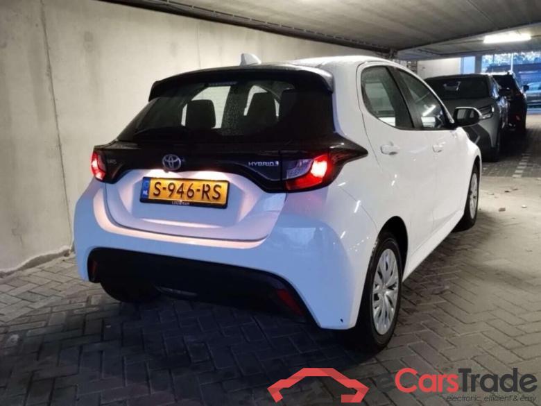 TOYOTA YARIS 1.5 Hybrid Active #4
