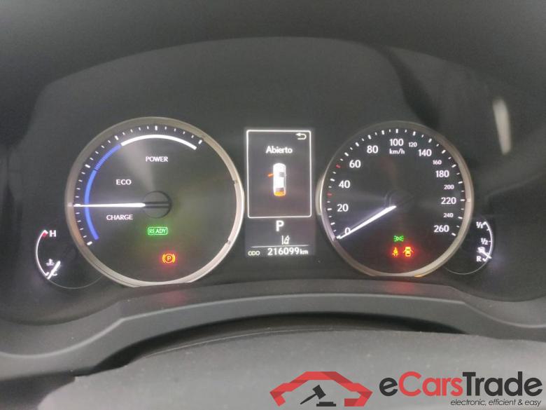 LEXUS IS / 2016 / 4P / sedán 2.5 300h Executive #4