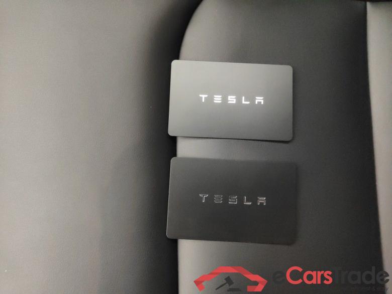 TESLA MODEL Y 72.5 kWh Dual Motor Long Range (324 kW) 5d #4