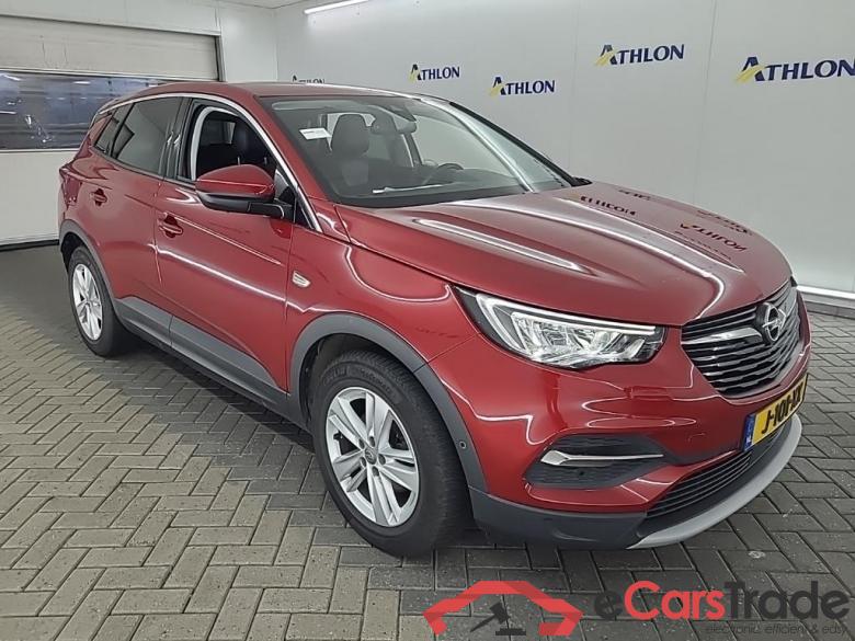 OPEL Grandland X 1.2 Turbo S&S 96kW Bus. Executive 5D #2