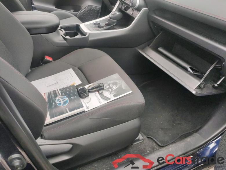 TOYOTA Rav4 / 2018 / 5P / todoterreno 2.5l PLUG-IN 300PH (e-CVT) Advance #6