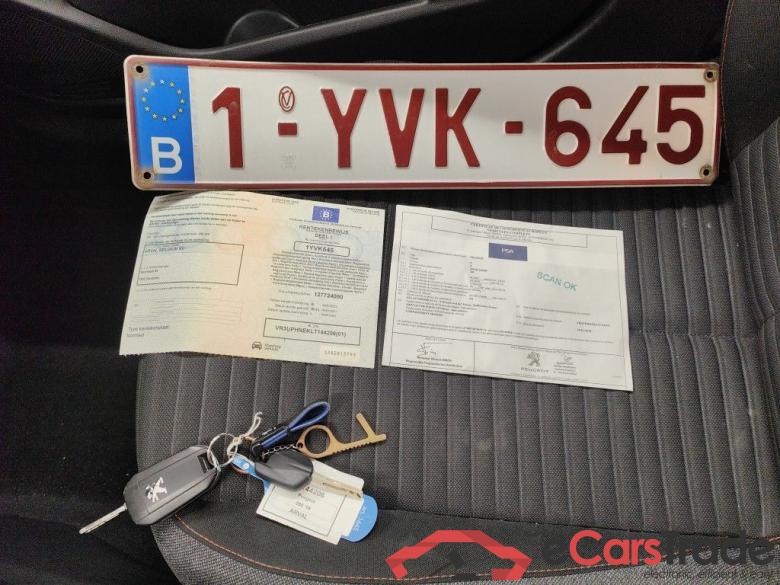 Peugeot 208 1.2 PureTech 100 MAN6 S&S Active Pack 5d #4