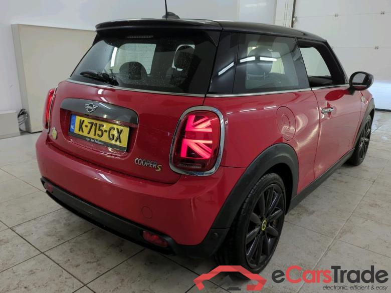 MINI Electric Essential 3d #2