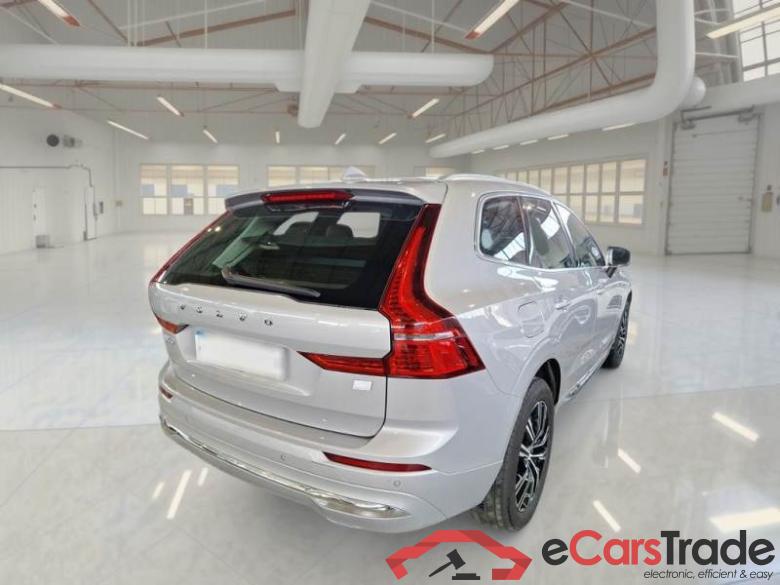 VOLVO XC60 / 2021 / 5P / SUV T6 PLUG-IN AWD AUTO RECHARGE INSCR. #2