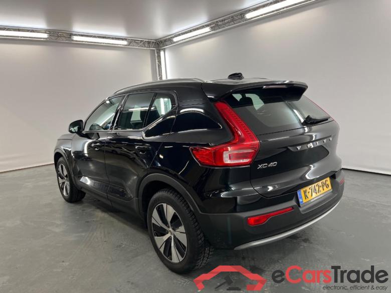 VOLVO XC40 1.5 T2 Inscription #3