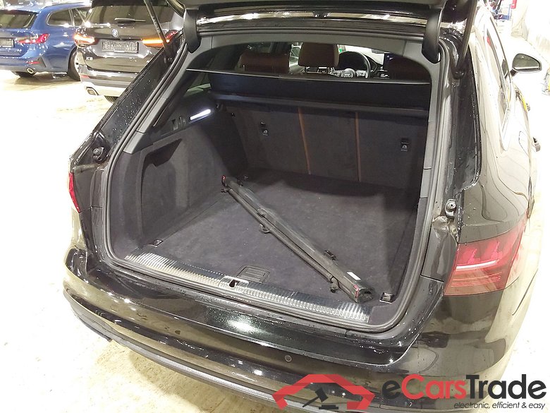 AUDI A4 AVANT - 2020 35 TFSI S tronic #3