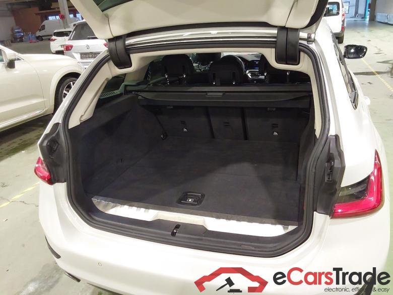BMW 3 SERIES TOURING 2.0 330E (215KW) TOURING #3