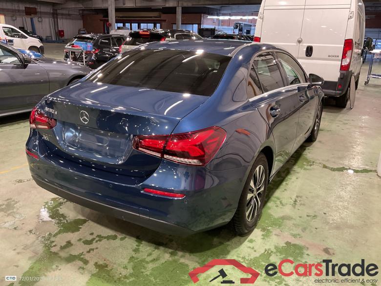 MERCEDES-BENZ A-CLASS 2.0 A 180 D BUSINESS LINE DCT #4