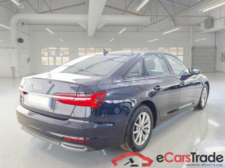 AUDI A6 / 2018 / 4P / BERLINA 45 TFSI 2.0 S TRONIC BUSINESS PLUS #2